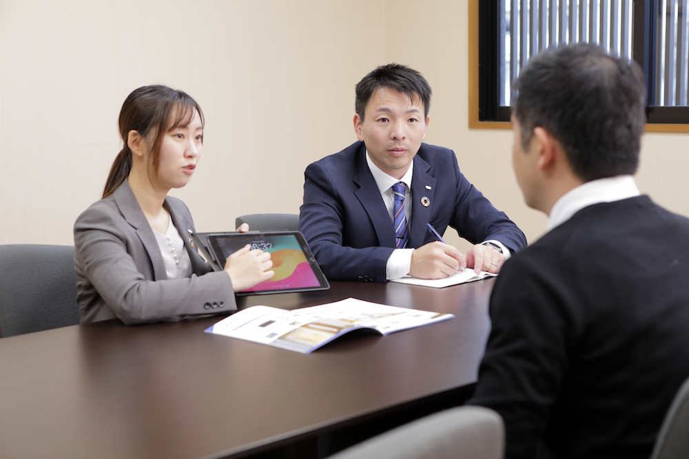 営業職 出社イメージ